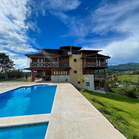 Villas Las Neblinas Констанца Екстериор снимка