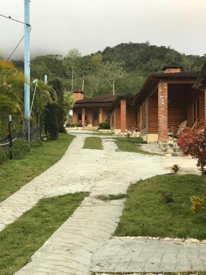 Villas Las Neblinas Констанца Екстериор снимка