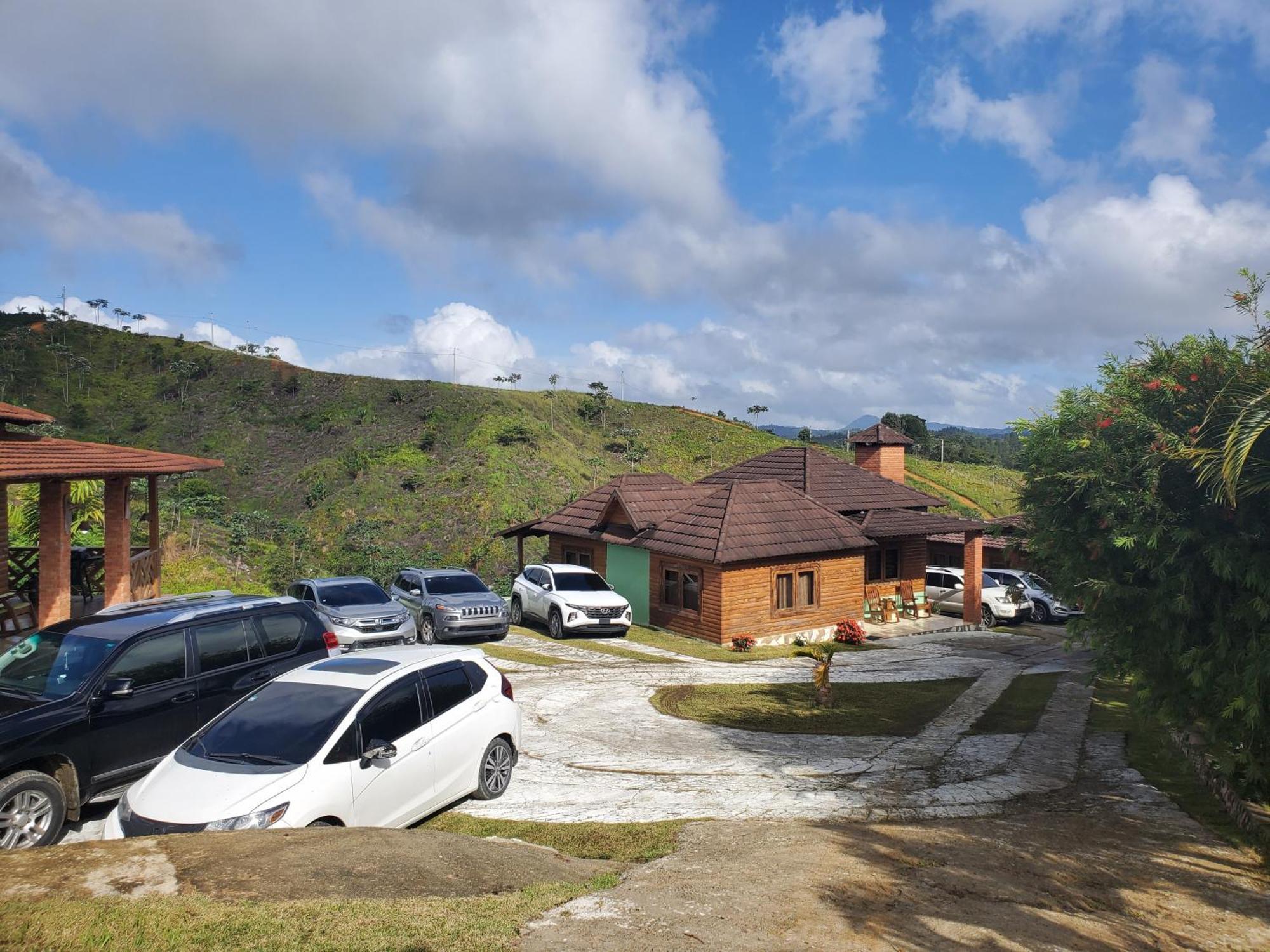 Villas Las Neblinas Констанца Екстериор снимка
